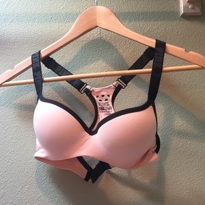 PINK Push-Up Sports Bra